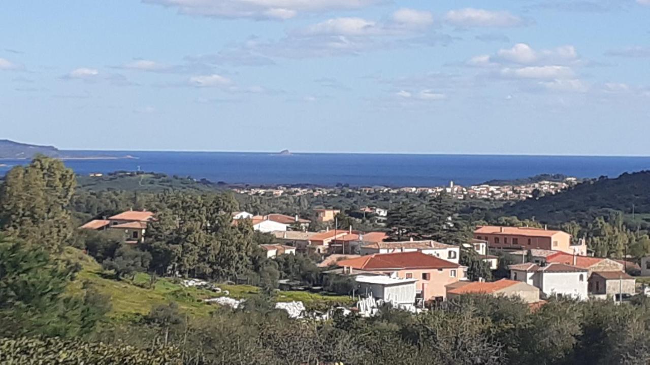 Li Muntigeddi Ξενοδοχείο San Teodoro  Εξωτερικό φωτογραφία