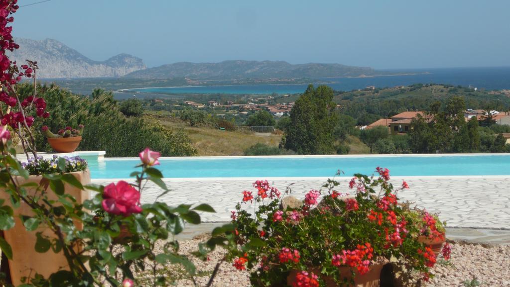Li Muntigeddi Ξενοδοχείο San Teodoro  Εξωτερικό φωτογραφία