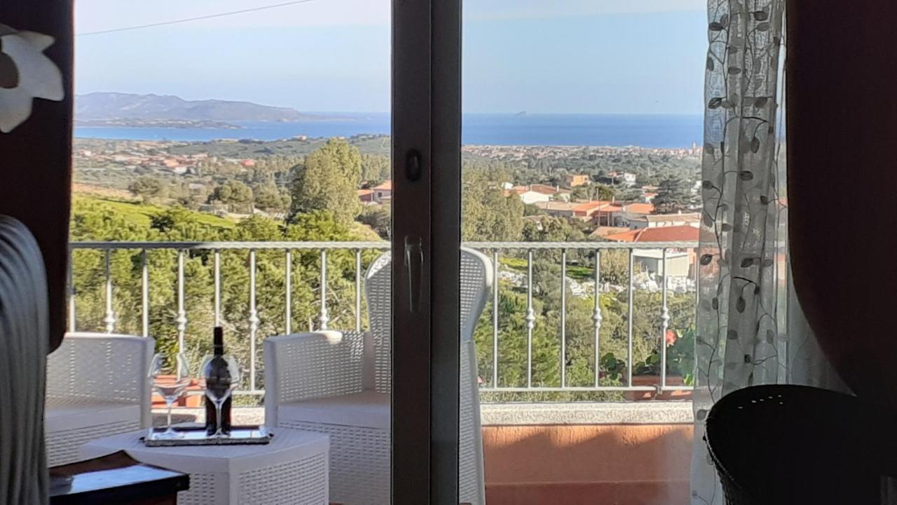 Li Muntigeddi Ξενοδοχείο San Teodoro  Εξωτερικό φωτογραφία